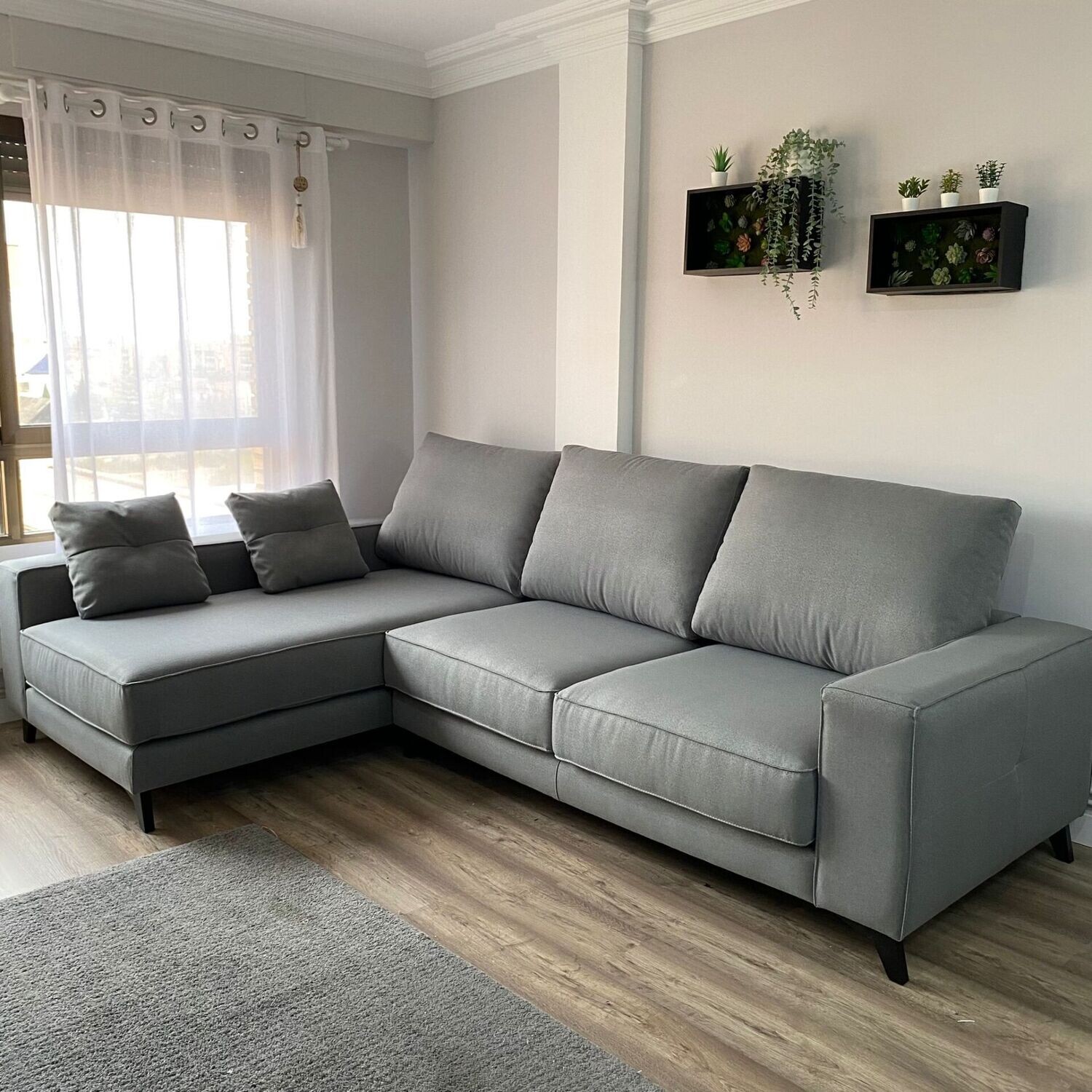 Sofá chaise longue gris